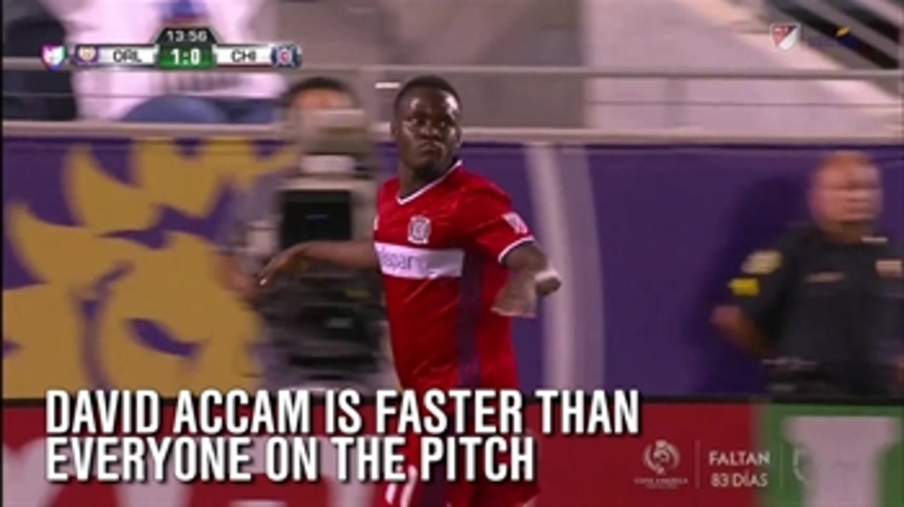 David Accam turns on his lightning speed to beat defender