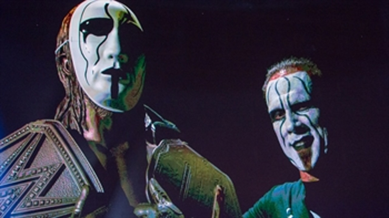 Sting trashes Seth Rollins’ bronze statue: Raw, Sept. 7, 2015