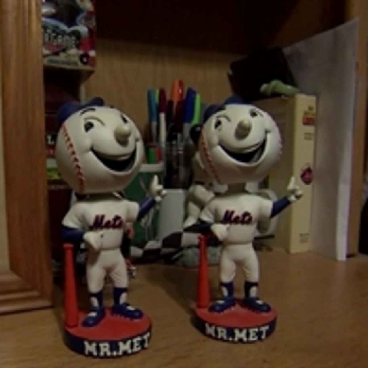 Todd's Garage: Mr. Met bobblehead finds a new home
