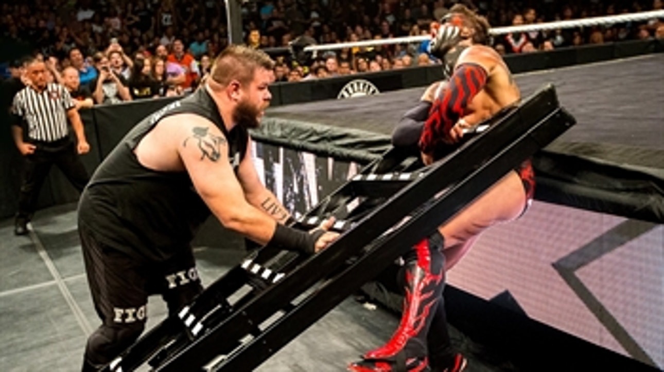 Finn Bálor vs. Kevin Owens - NXT Title Ladder Match: NXT TakeOver: Brooklyn (Full Match)