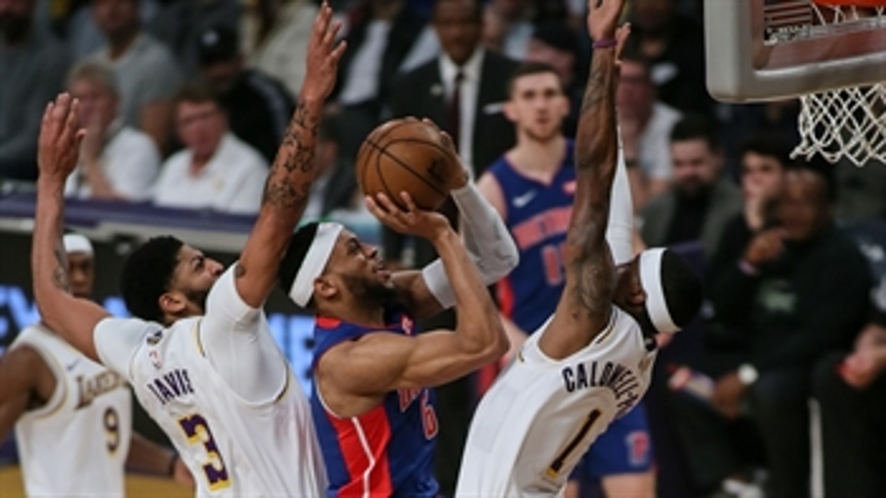 Shannon Sharpe celebrates the Lakers' 20-block win vs the Pistons