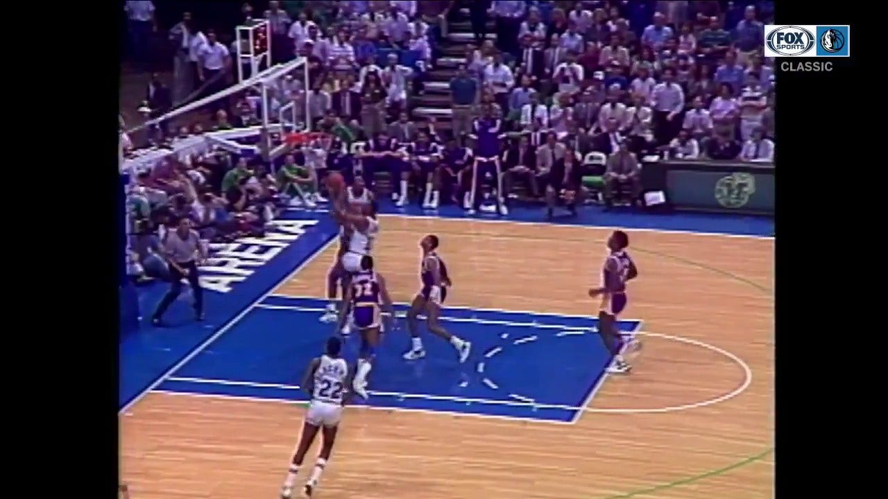 WATCH: Derek Harper With The Layup | Mavericks CLASSICS