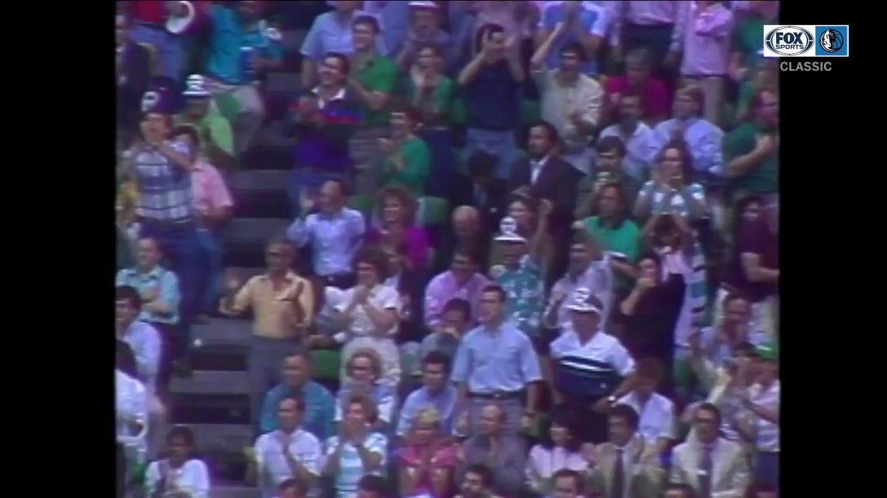 WATCH: Derek Harper With The Steal | Mavericks CLASSICS