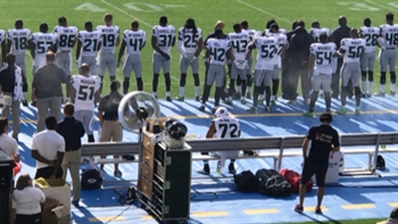 Seahawks' Michael Bennett explains why he sat during national anthem