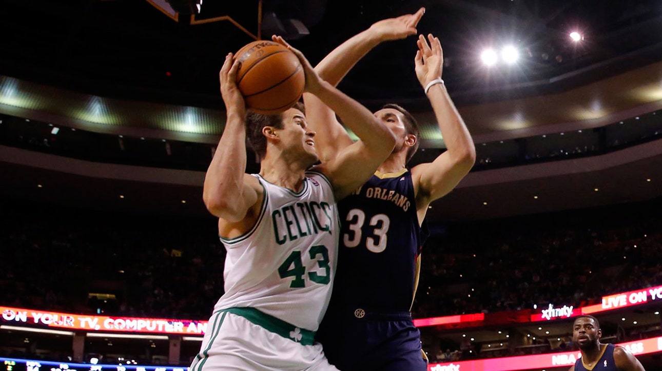 Davis leads Pelicans past Celtics