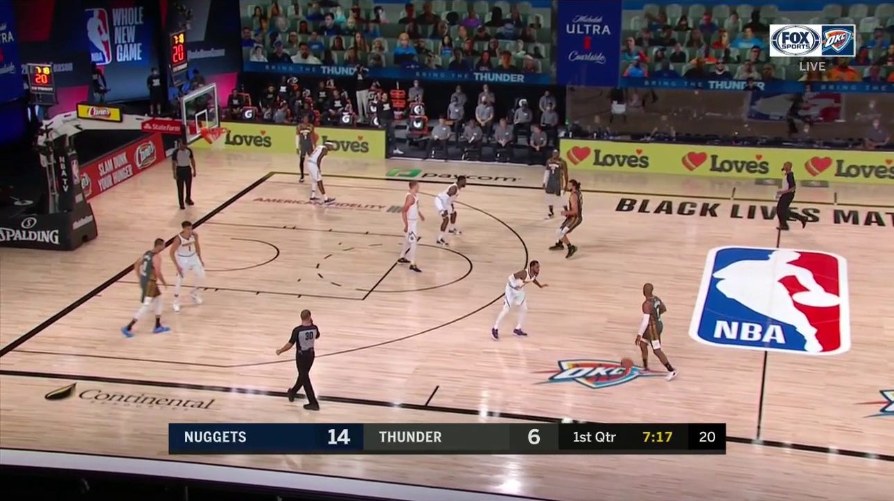 WATCH: Chris Paul Makes It Look Easy in the 1st Quarter