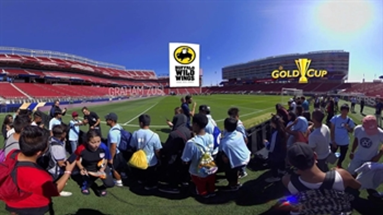 Graham Zusi greets a group of fans (360 video) ' 2017 CONCACAF GOLD CUP