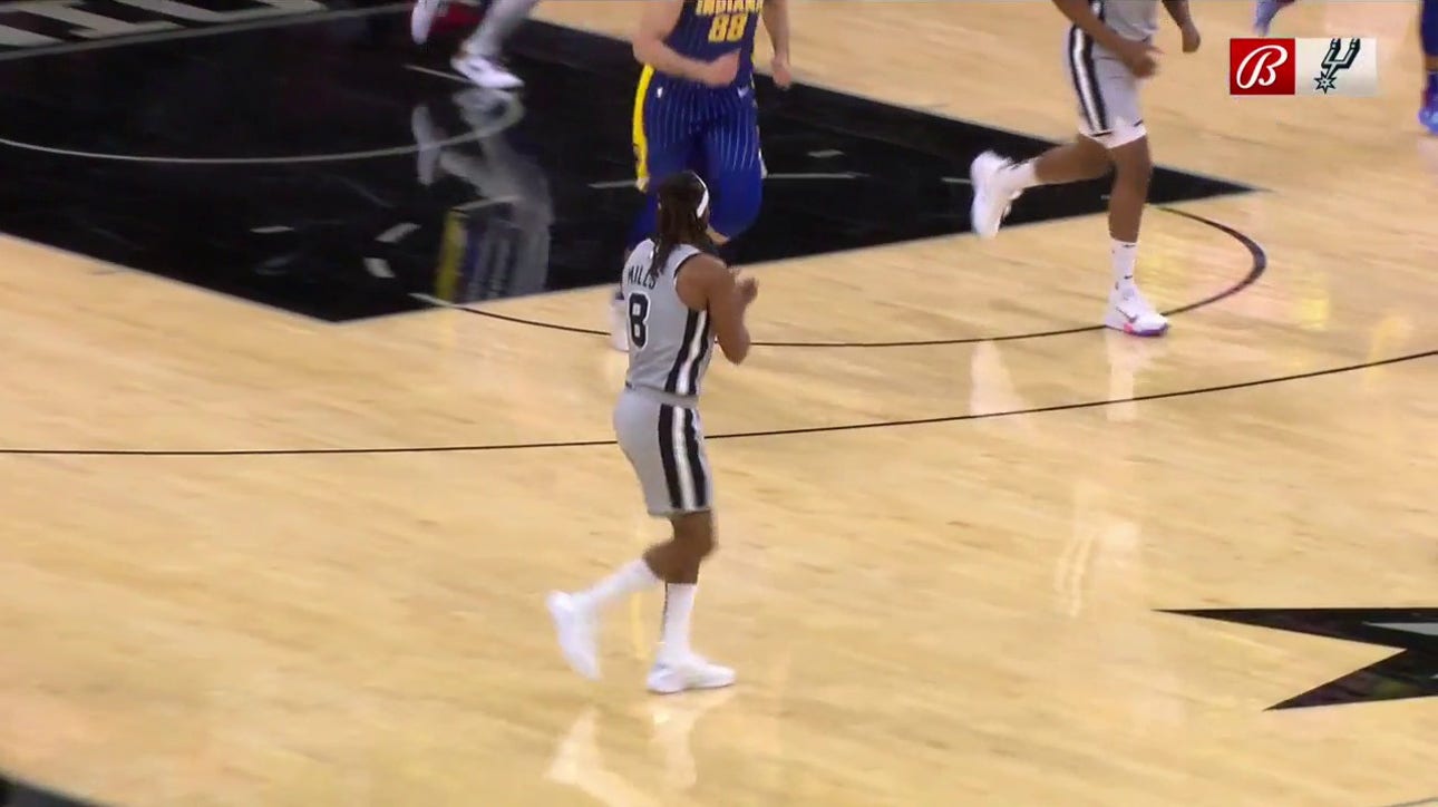 HIGHLIGHTS: Patty Mills Knocks down the Wide Open Three