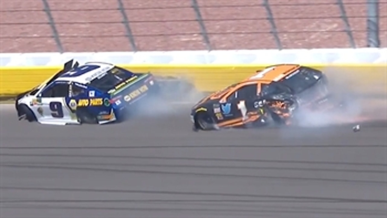 Jamie McMurray collects Chase Elliott after tire failure ' 2018 LAS VEGAS