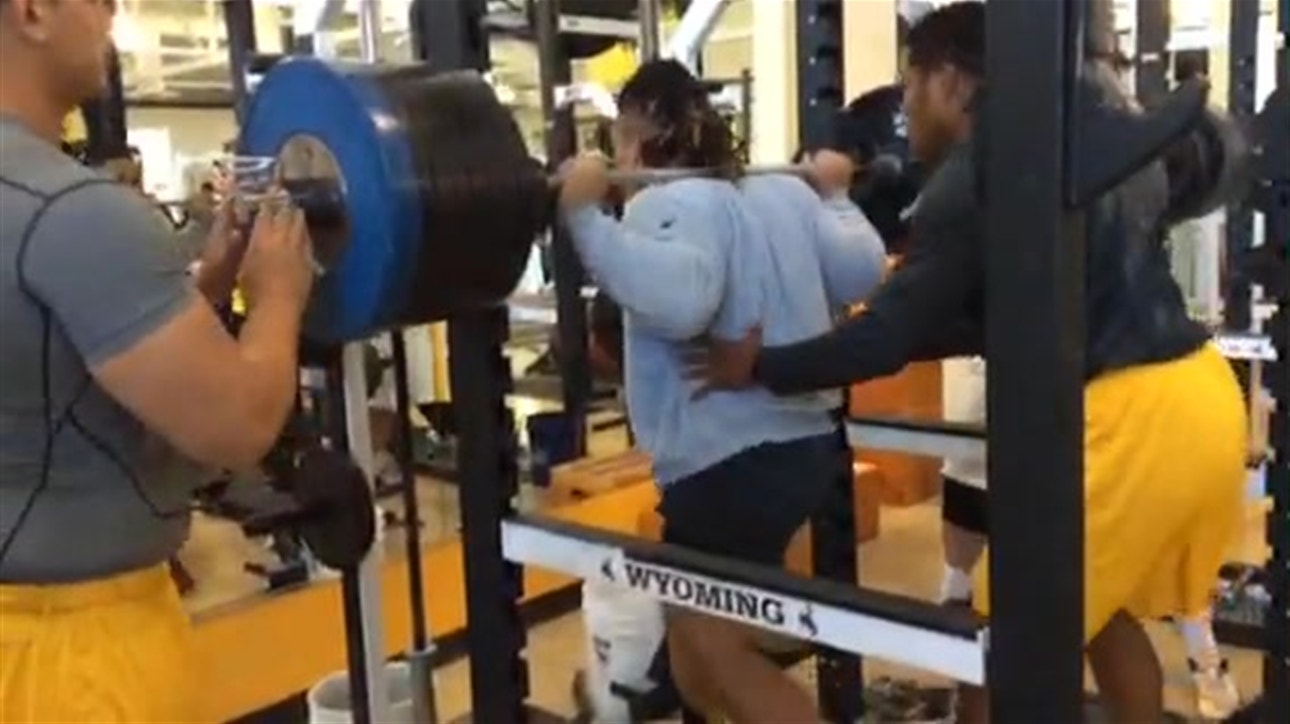 Uso Olive can squat 769 pounds