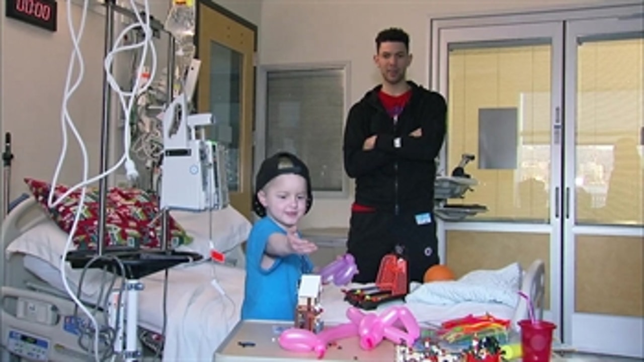 Clippers Weekly: Austin Rivers visits CHLA