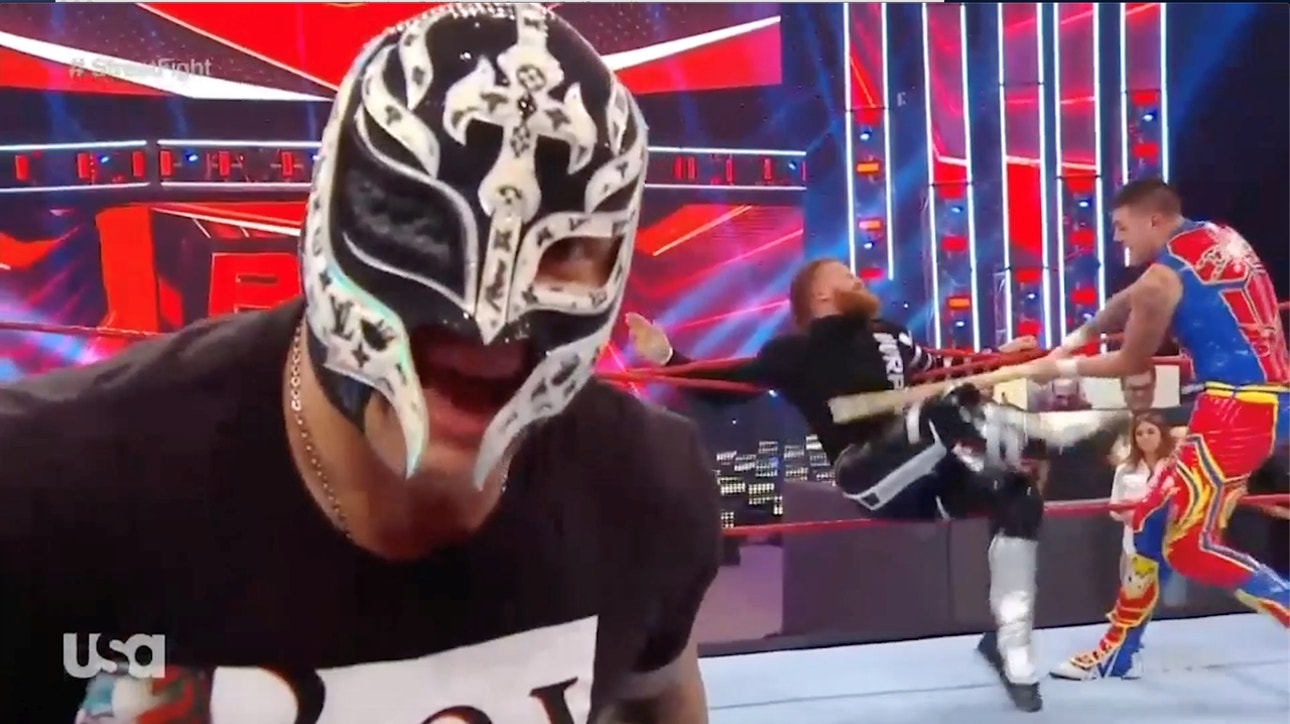Rey and Dominik Mysterio get revenge on Murphy in a street fight