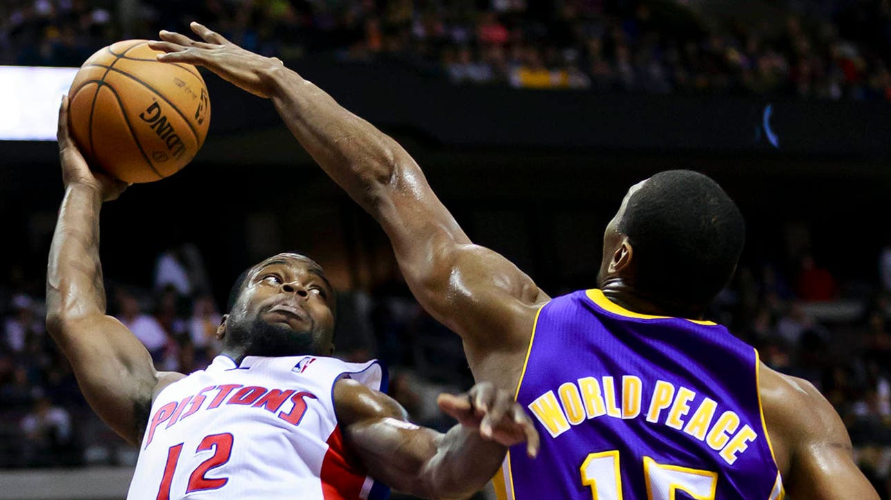 Gasol leads Lakers past Pistons