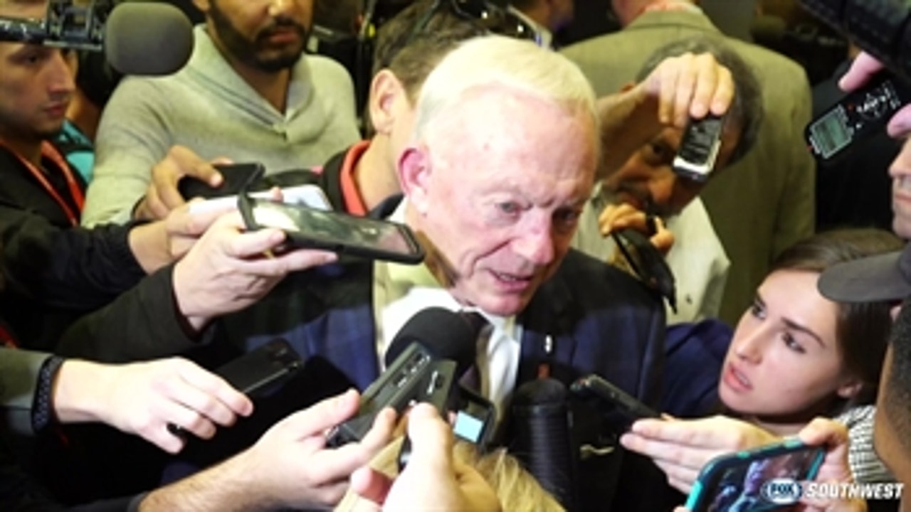 Jerry Jones says WR Allen Hurns suffered dislocated ankle, had surgery