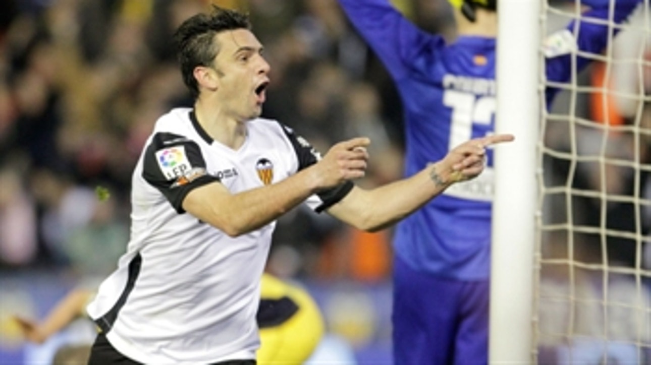 Dynamo Kiev v Valencia UEFA Europa League Highlights 02/20/14