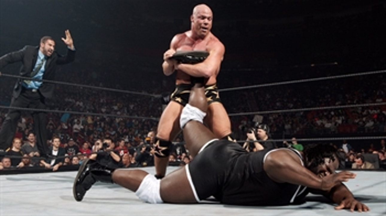 Kurt Angle vs. Mark Henry - World Heavyweight Title Match: Royal Rumble 2006 (Full Match)