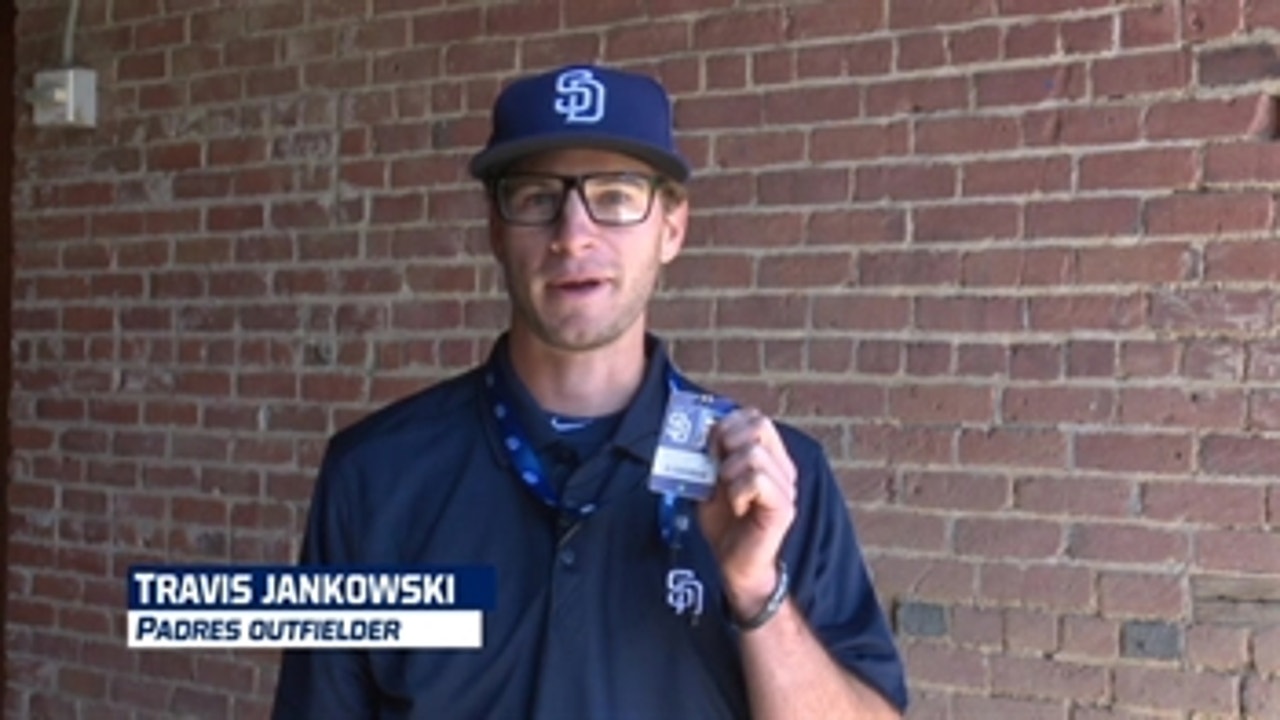 Travis Jankowski goes undercover to try and sell his jersey to fans