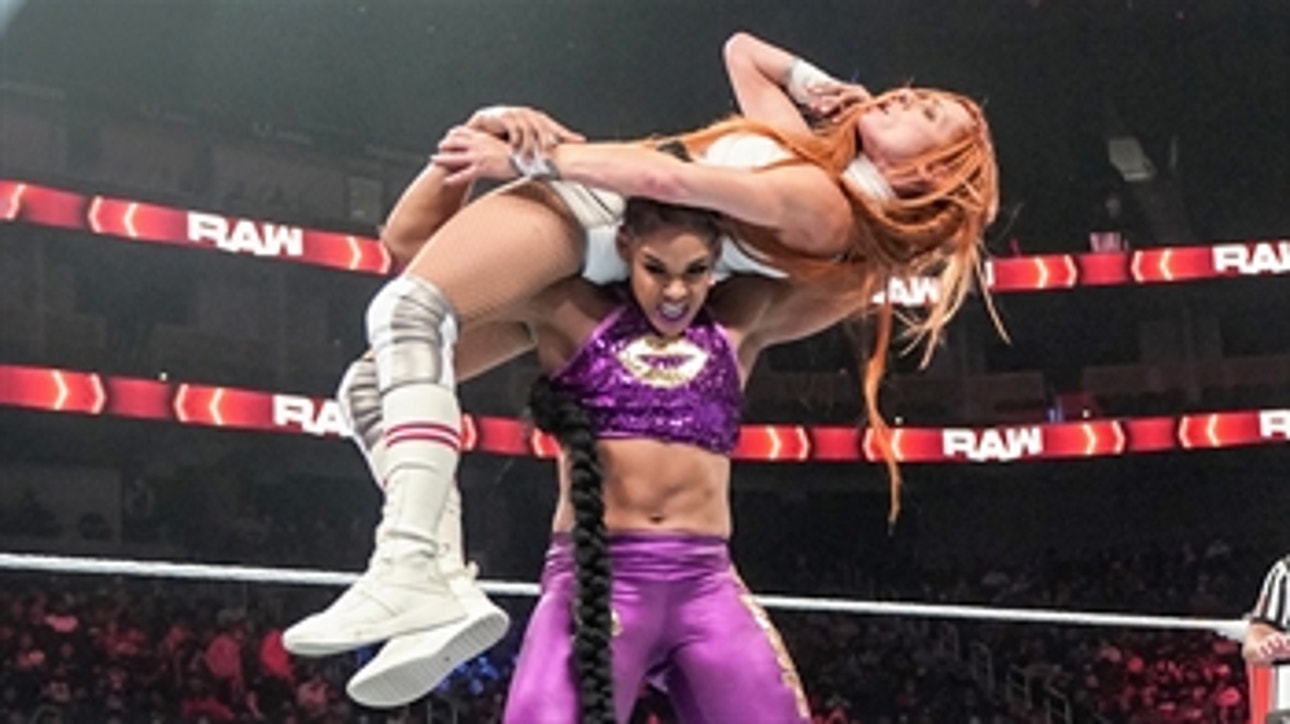 Bianca Belair & Sasha Banks vs. Becky Lynch & Charlotte Flair: Raw, Oct. 11, 2021