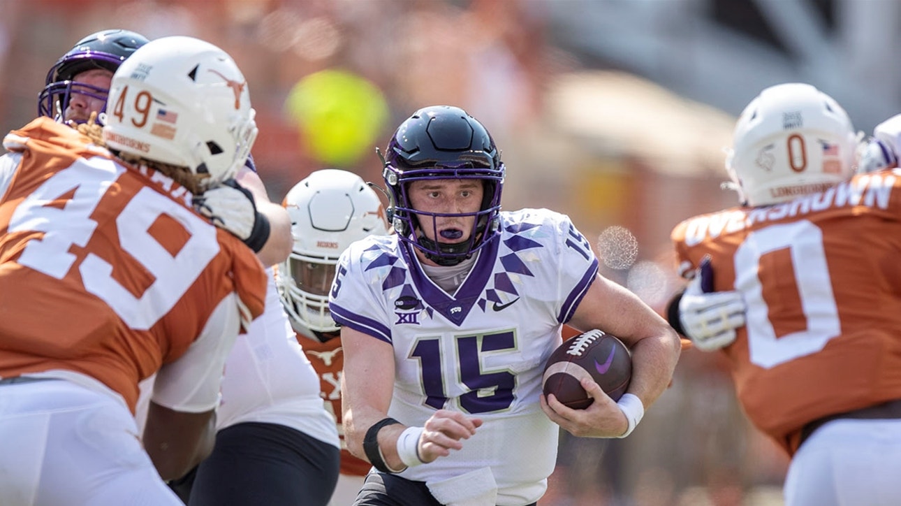 Max Duggan scores rushing touchdown to put the Horned Frogs up 14-7 on No. 9 Texas