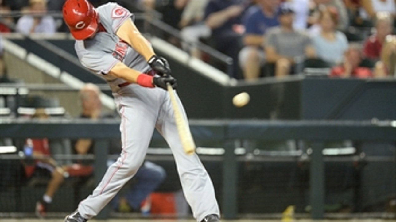 Reds beat D-backs in close finish