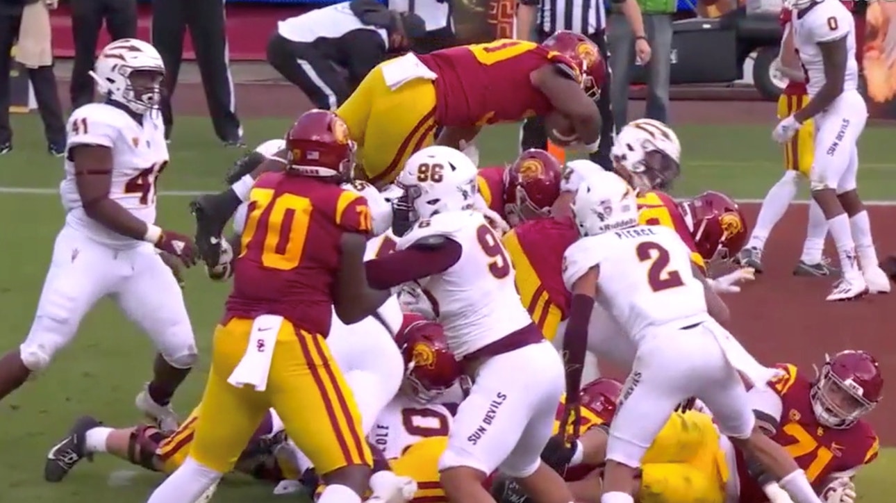 USC's Markese Stepp leaping 1-yard touchdown gives Trojans 14-10 lead