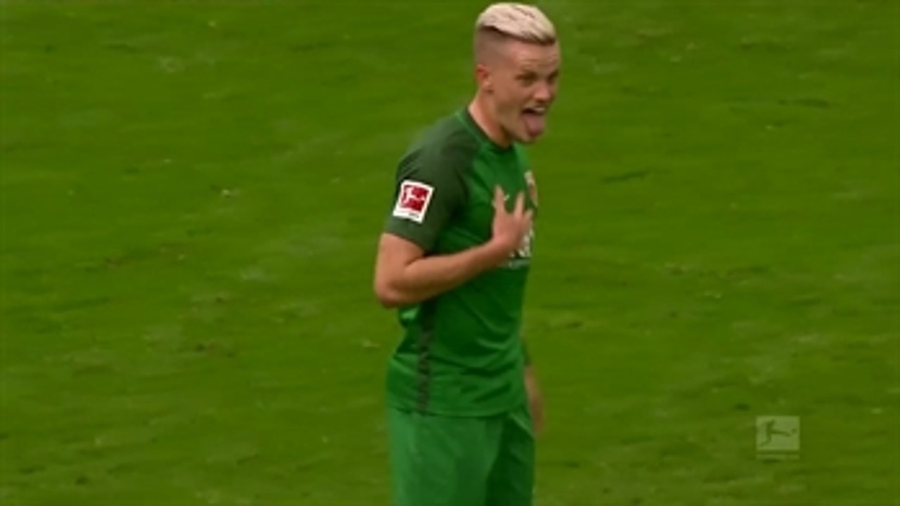 Philipp Max puts away free kick ' 2017-18 Bundesliga Highlights