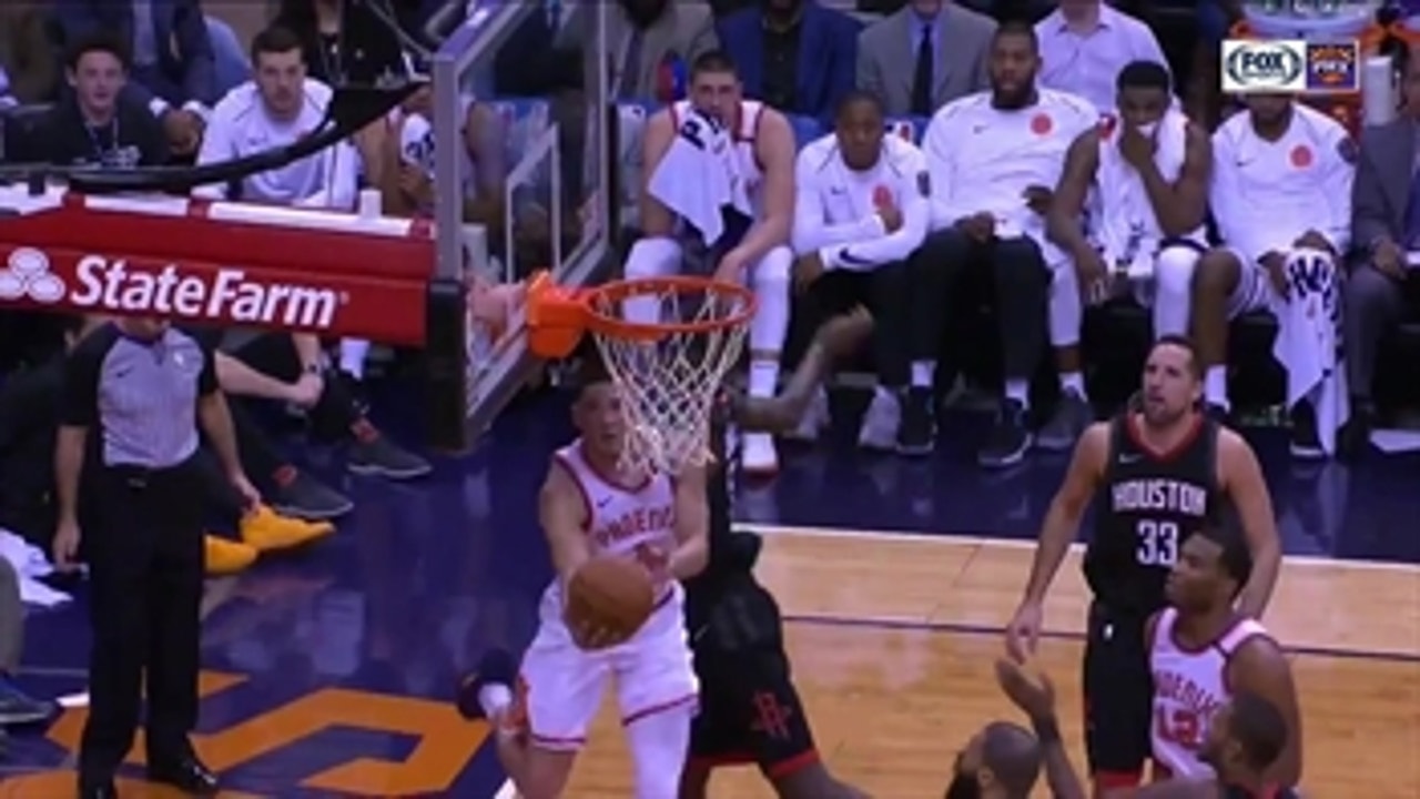WATCH: Booker goes up and under vs. Rockets