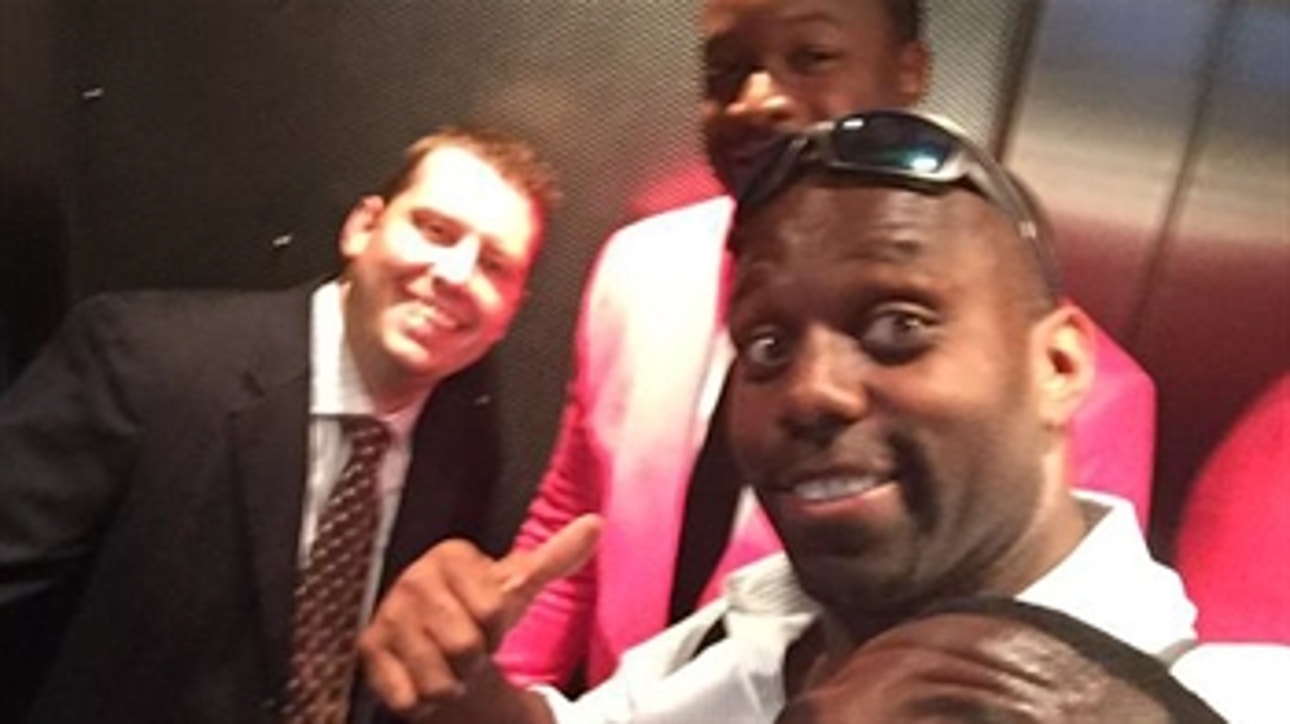 Colts land in Houston, get stuck in elevator