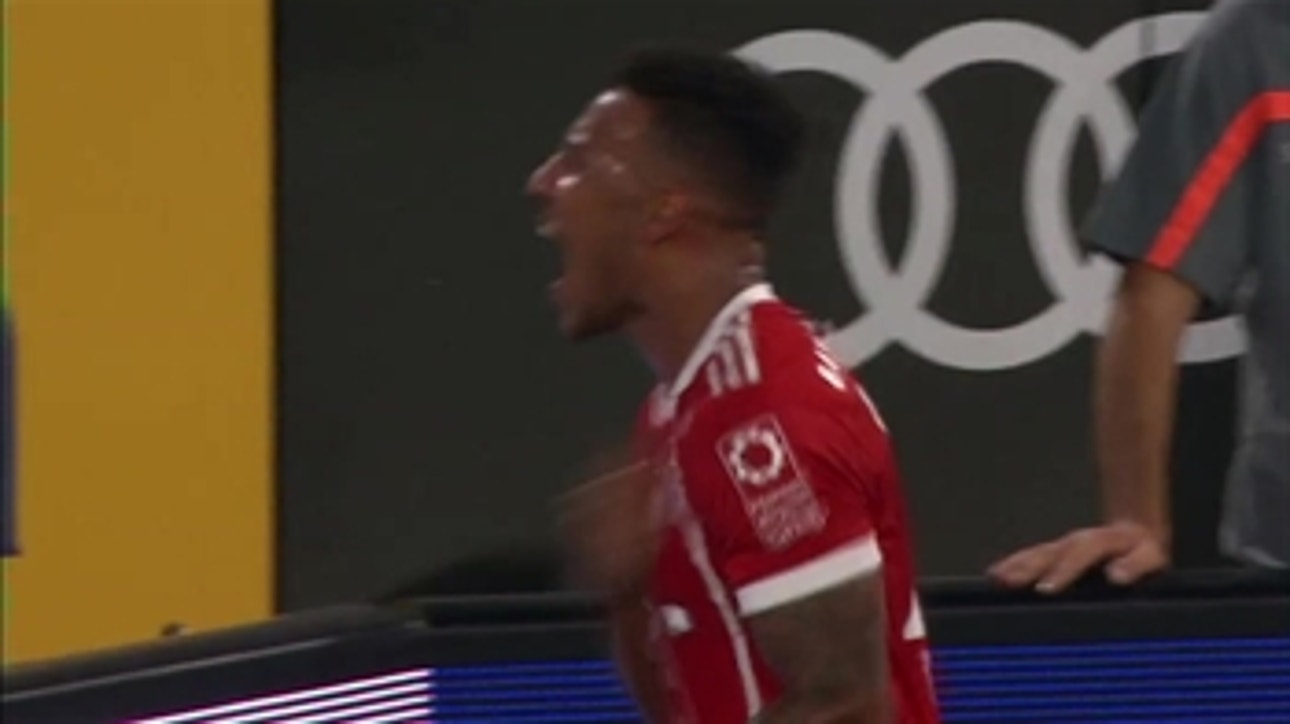 Corentin Tolisso extends Bayern's lead | 2017-18 Bundesliga Highlights