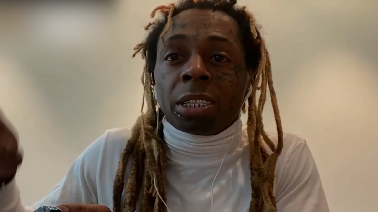 Lil Wayne shares his thoughts on the Green Bay Packers' Aaron Rodgers-Jordan Love dilemma