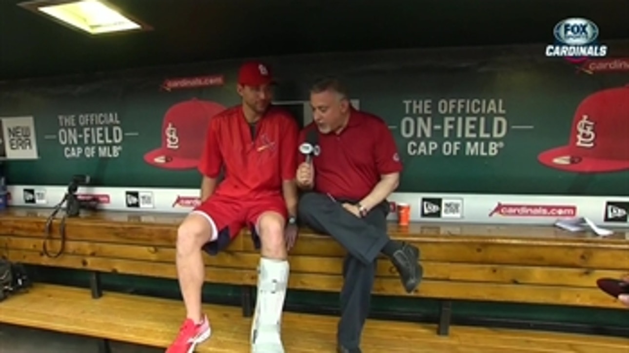 Adam Wainwright takes a step forward in recovery
