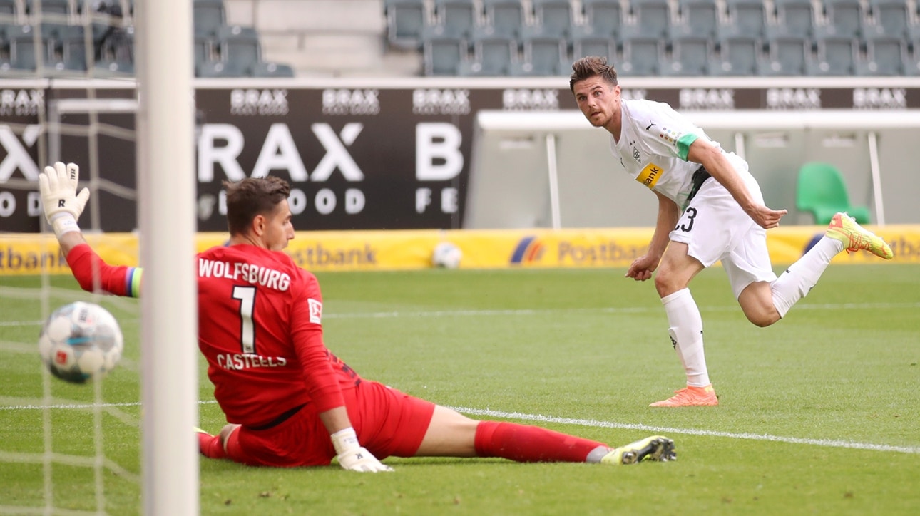 Jonas Hofmann records early goal, Mönchengladbach takes 1-0 lead on Wolfsburg