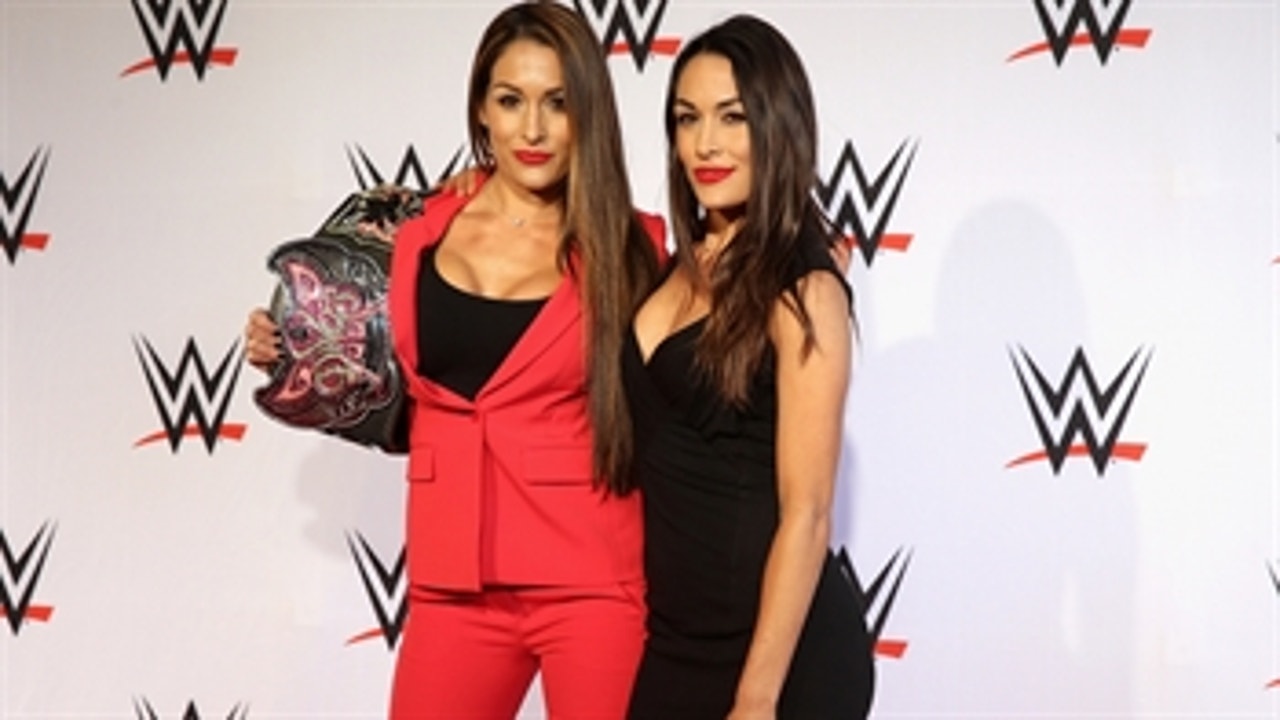 FOX Soccer Tonight™: WWE's Bella twins on USWNT's start to the Women's World Cup