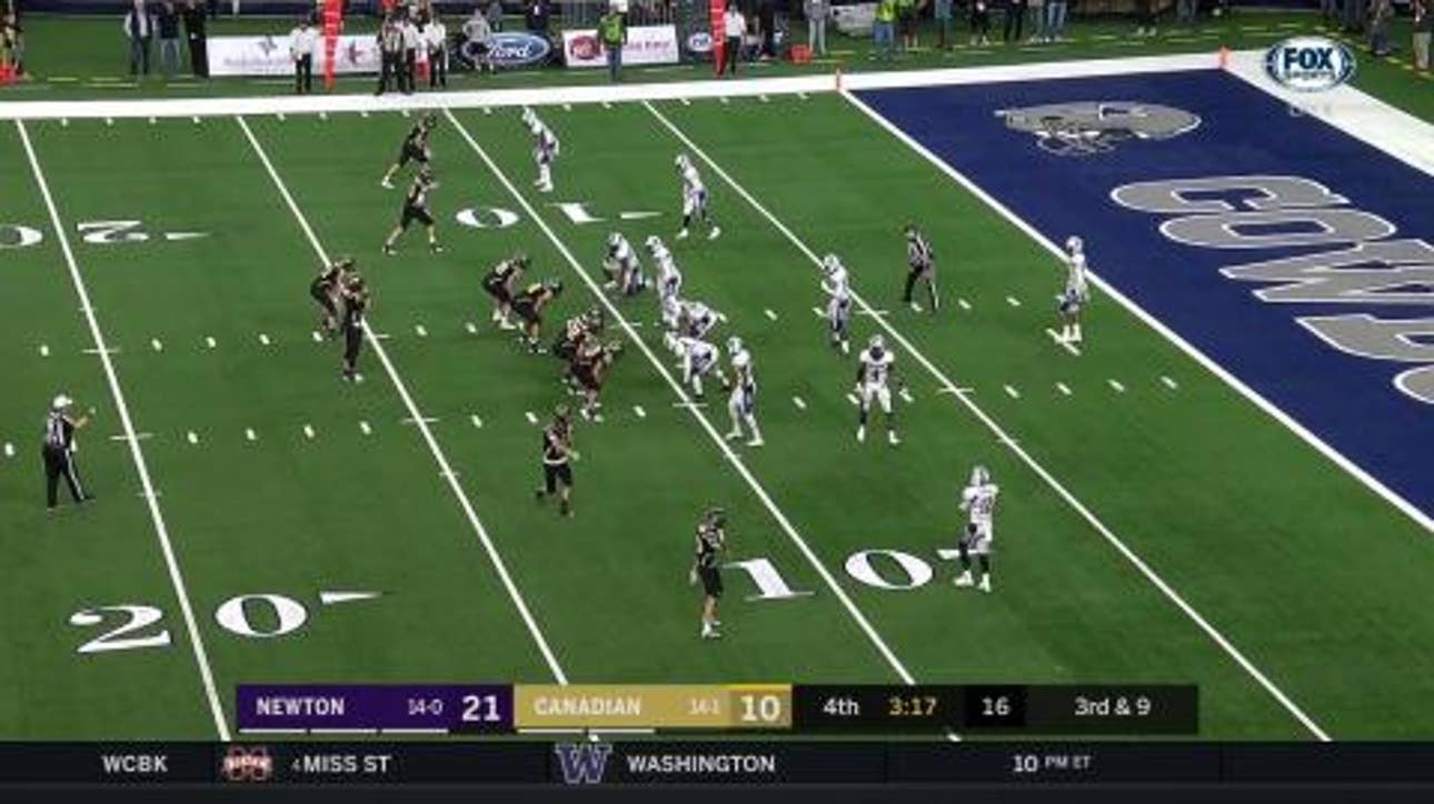 HIGHLIGHTS: Crazy touchdown catch for Canadian, trails Newton 21-16 ' UIL Texas State Football Championships