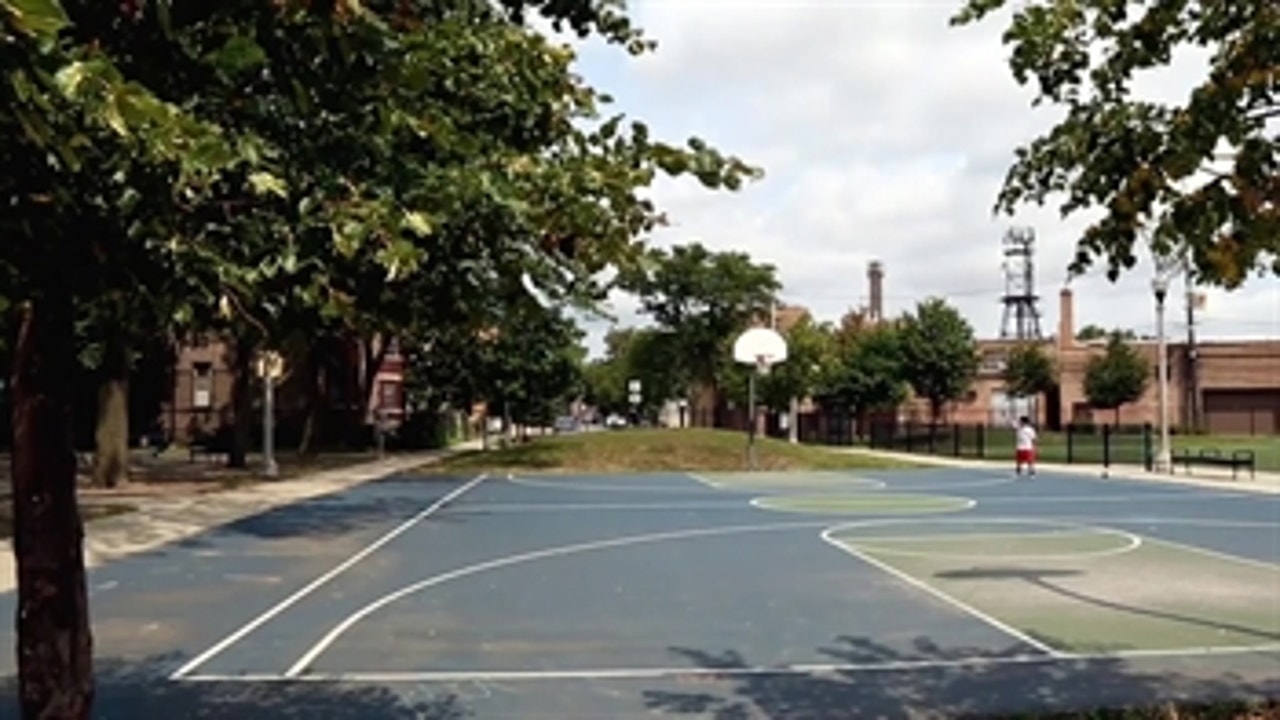 What Patrick Beverley does when he visits Chicago