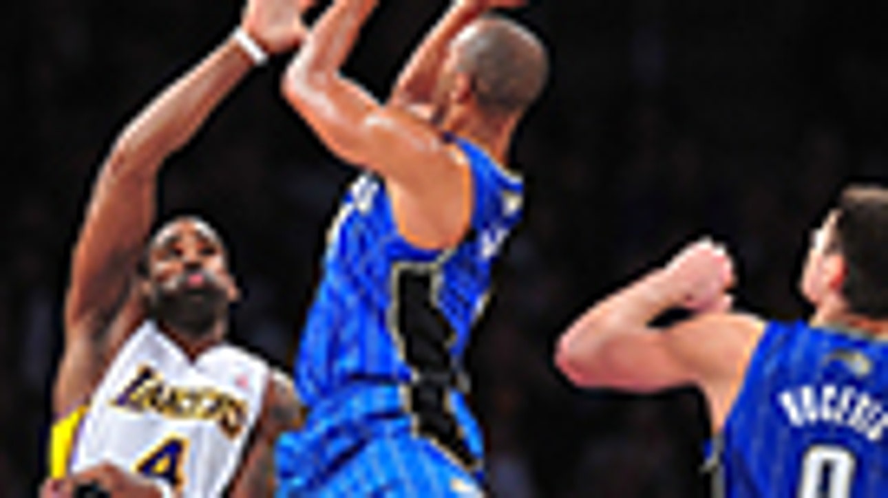 Afflalo leads Magic past Lakers