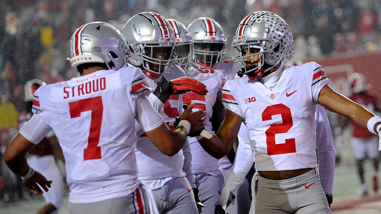 Joel Klatt's Top 10 Teams After Week 8 | Breaking the Huddle with Joel Klatt