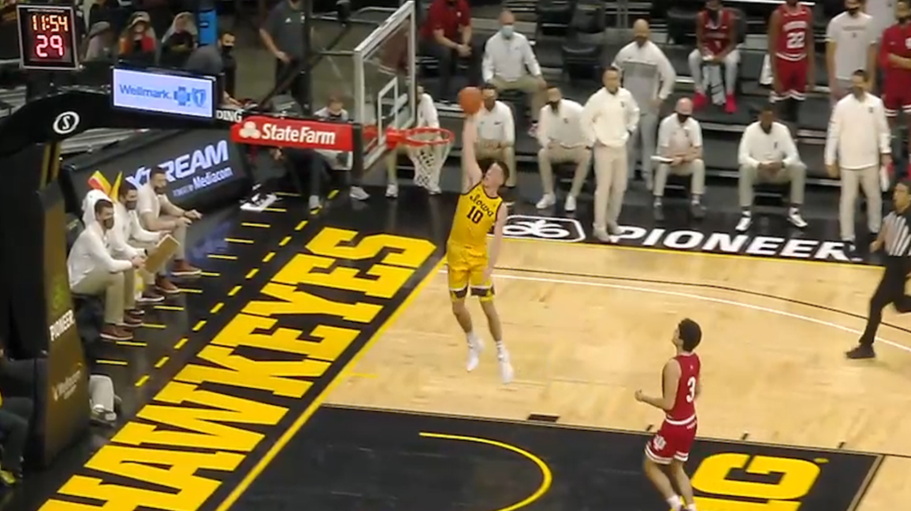 Joe Wieskamp rattles off 15 first-half points against Indiana as Iowa leads 37-31 at halftime