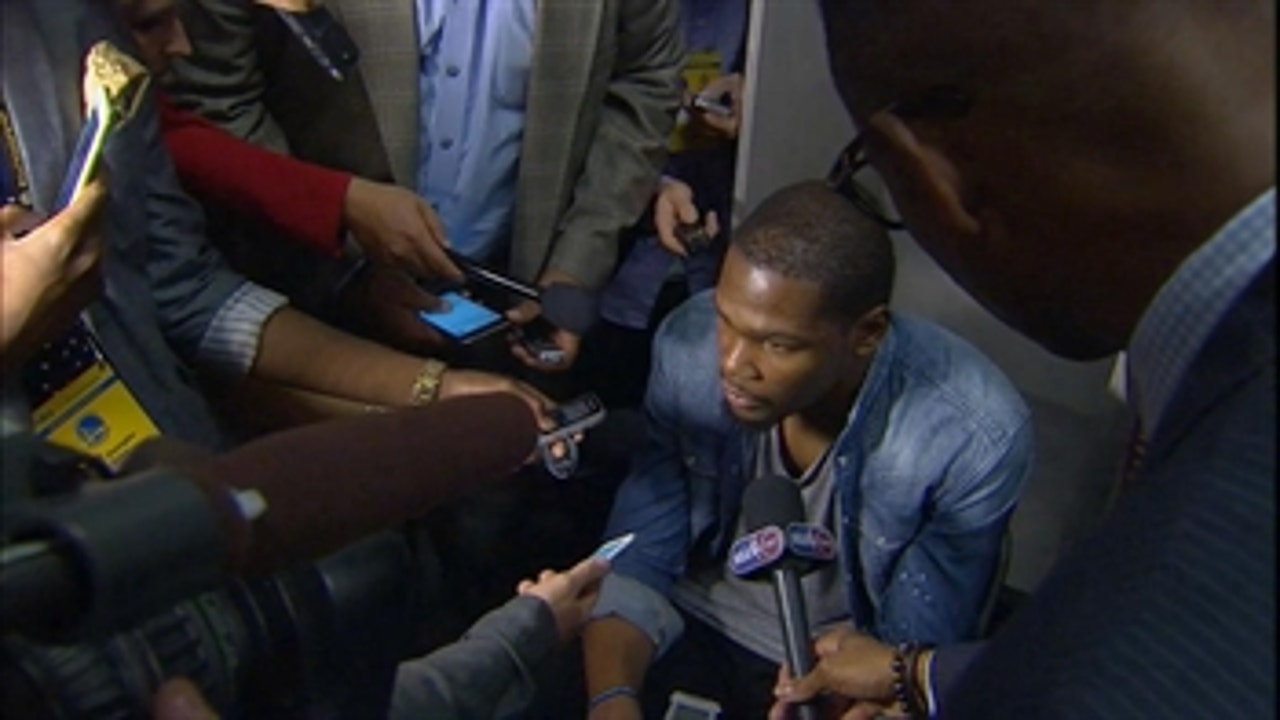 Kevin Durant injured in loss to Warriors