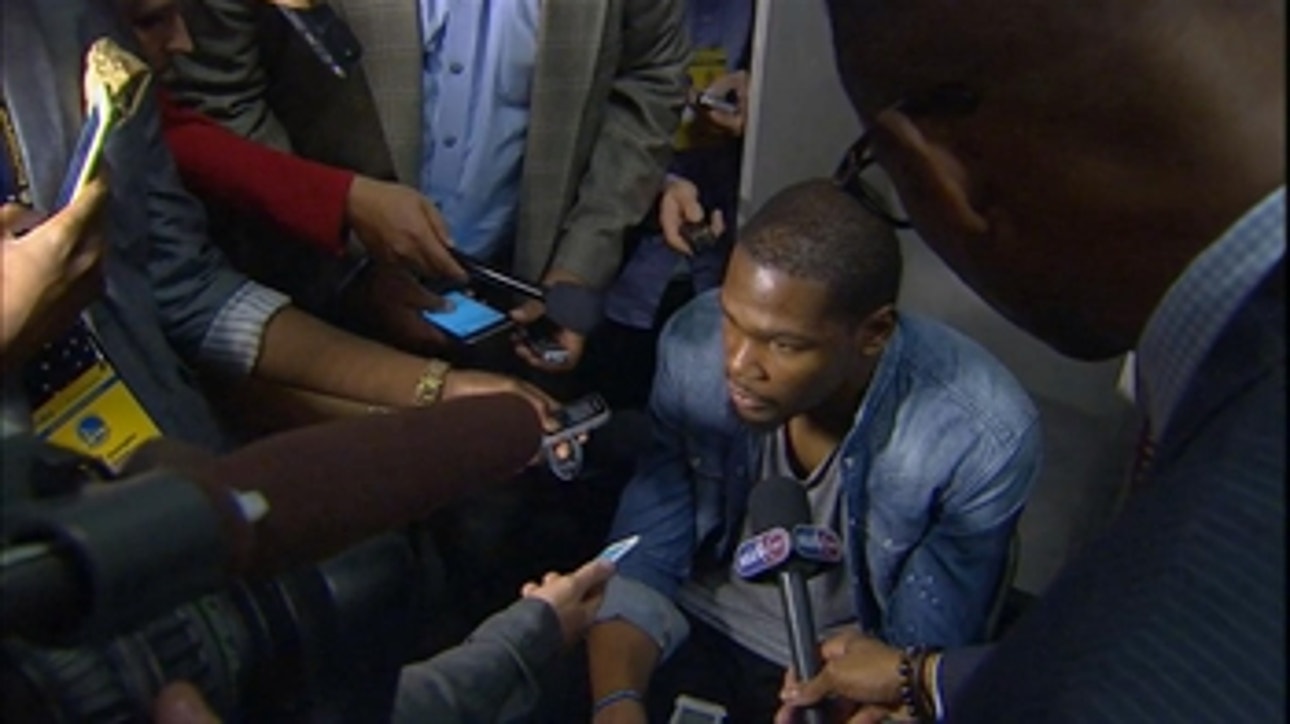 Kevin Durant injured in loss to Warriors