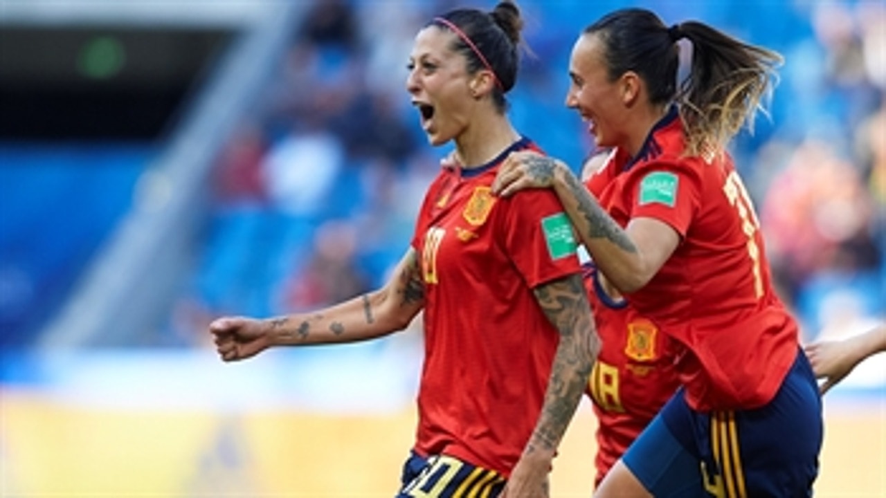 Women's World Cup™ Skill of the Day: Hermoso nifty back-heel pass