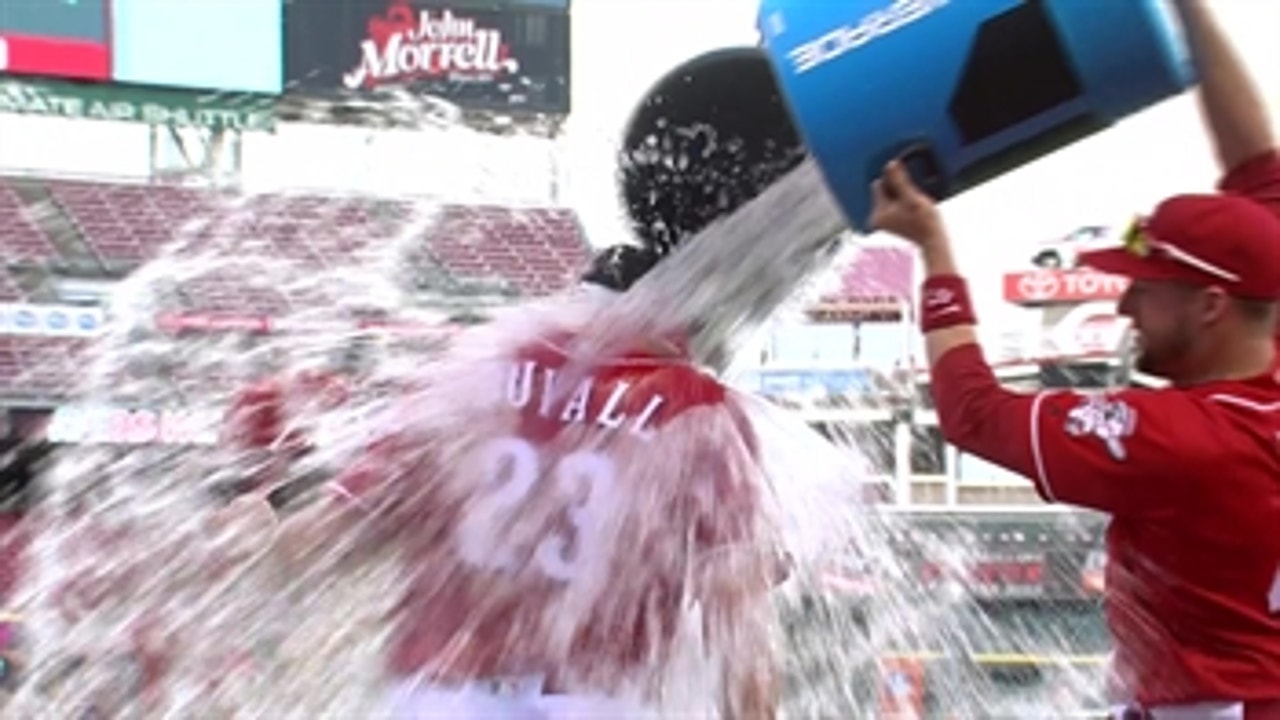 Duvall gets the double bath after hitting game-winning homer for Reds