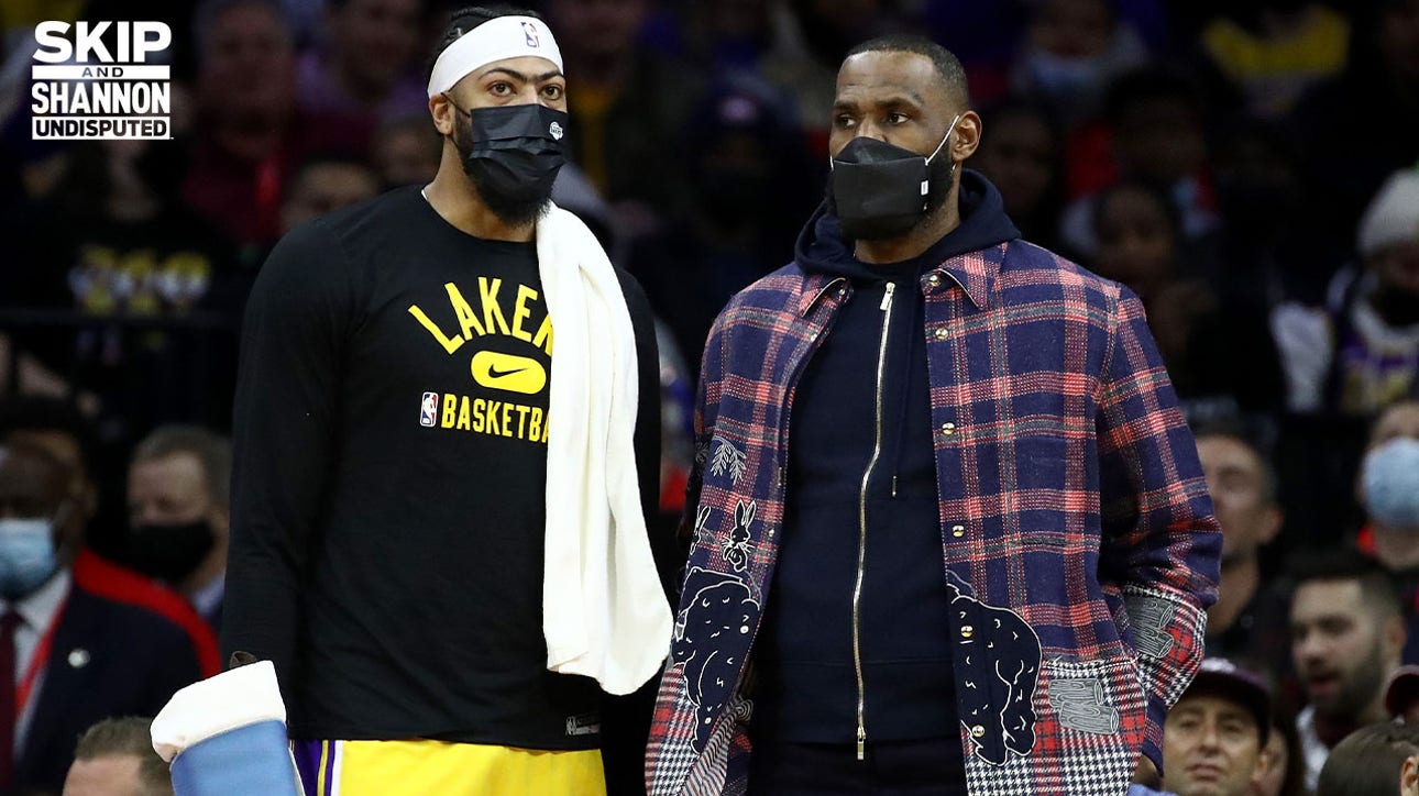 Shannon Sharpe explains why LeBron's knee soreness is "no big deal" and is optimistic about L.A. I UNDISPUTED