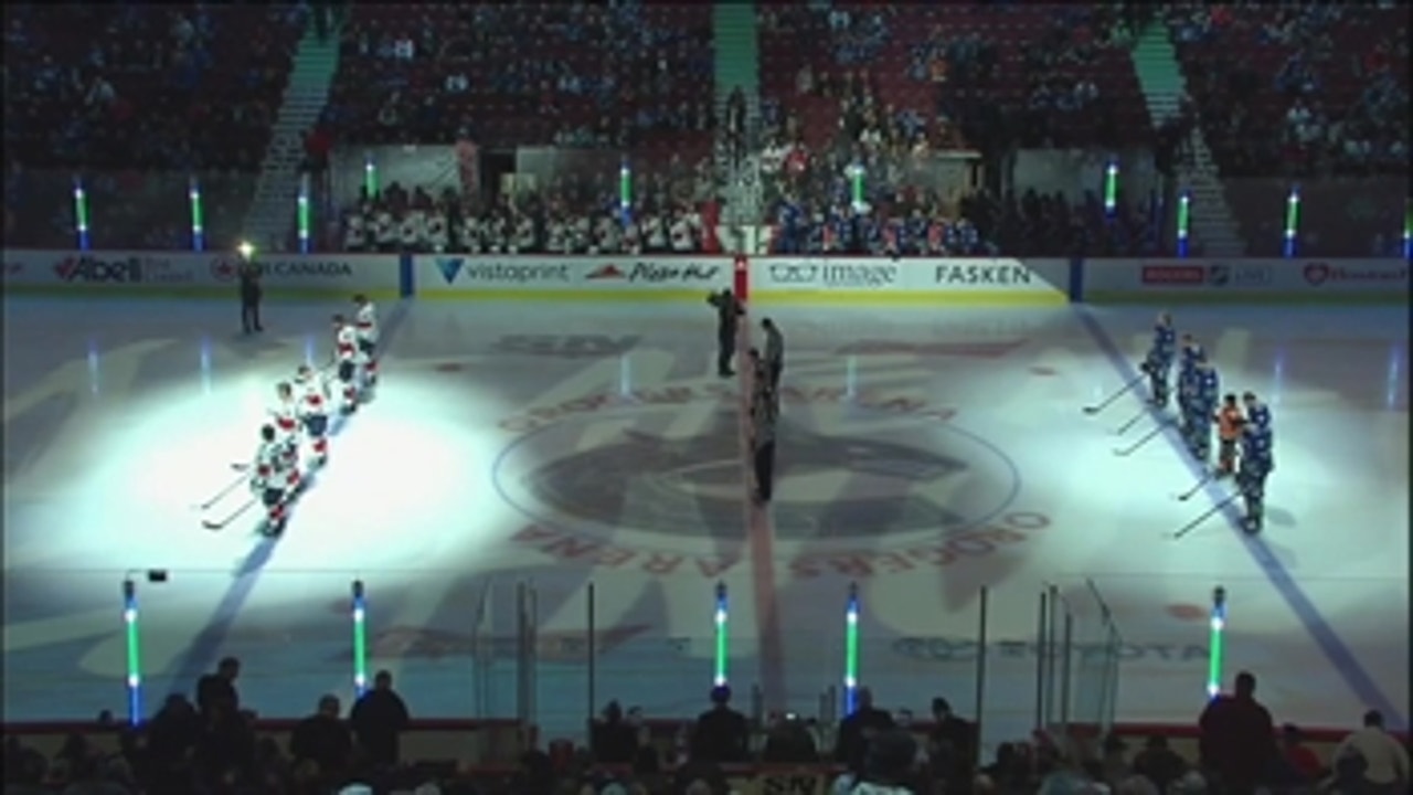 Panthers, Canucks hold moment of silence before game