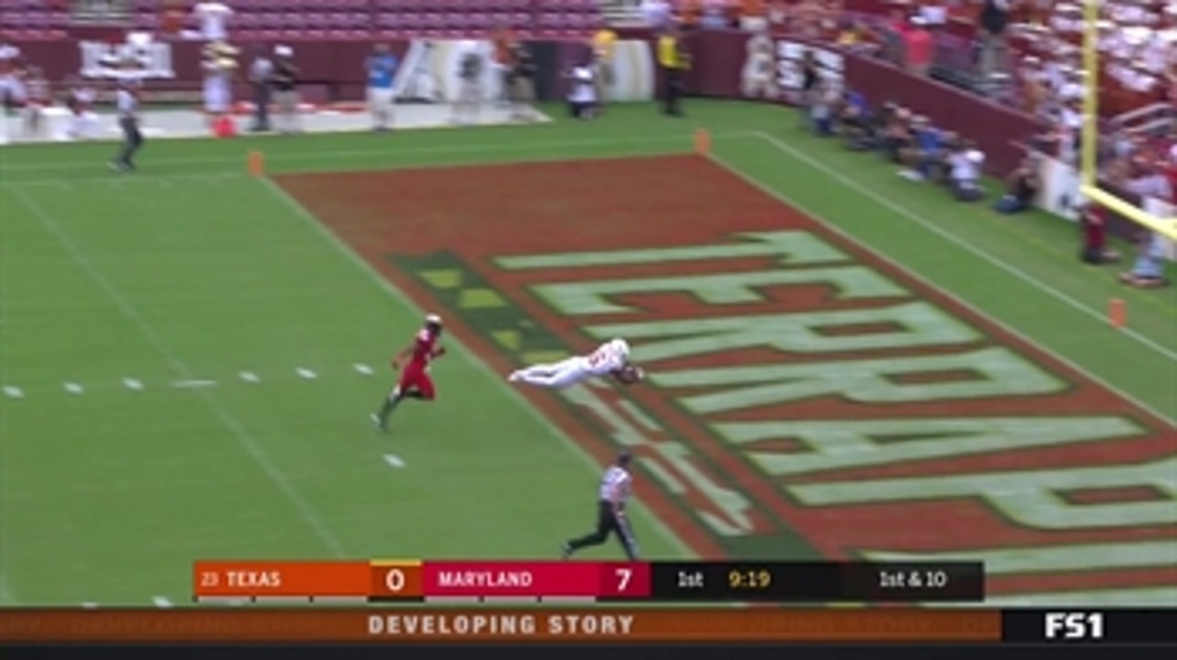 Texas' Devin Duvernay comes up with the early catch of the year candidate