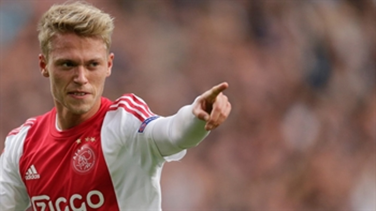 Viktor Fischer equalizes for Ajax to make it 1-1 -  2015-16 UEFA Europa League Highlights
