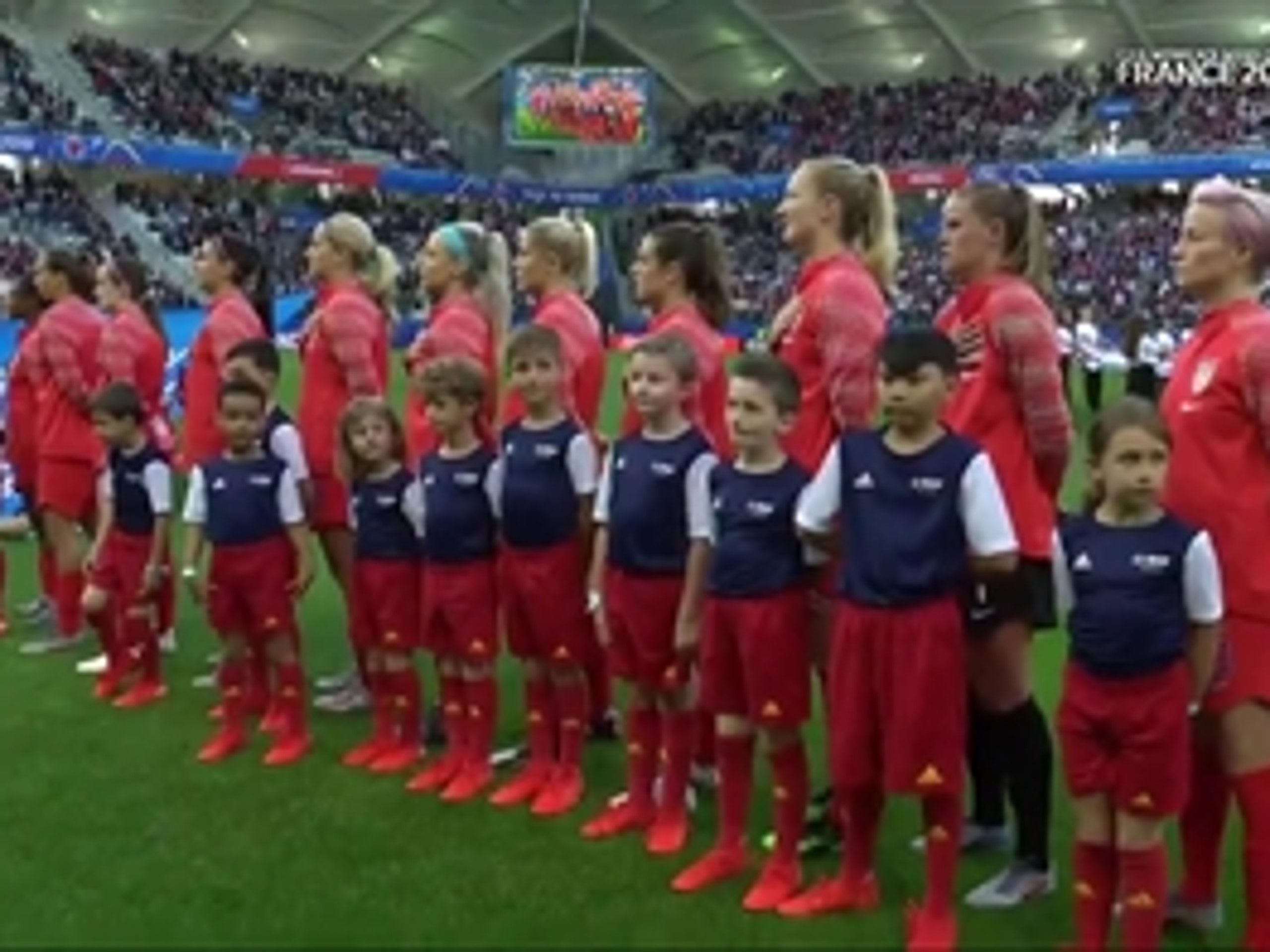 Watch The United States National Anthem Play For The First Time At The 19 Fifa Women S World Cup Fox Sports
