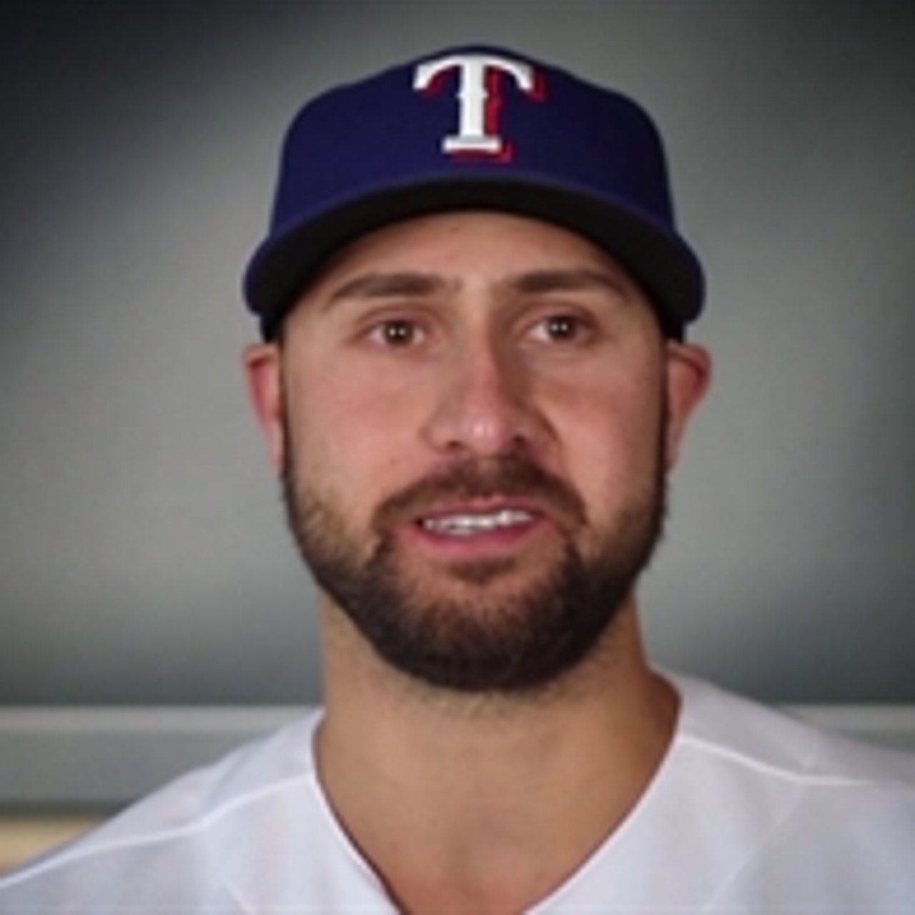 MLB on FOX - First look at a beardless Joey Gallo in a New