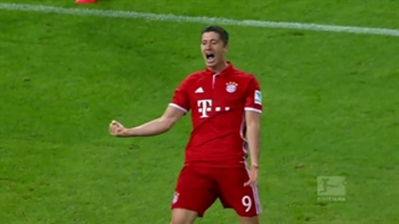 Lewandowski gives Bayern 1-0 lead against Schalke ' 2016-17 Bundesliga Highlights