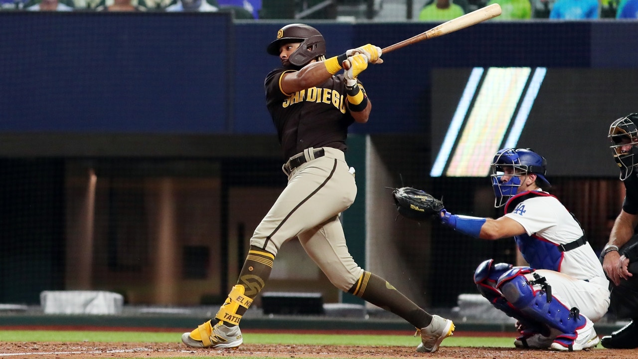 Fernando Tatis Jr. goes Face-to-Face with Arod to break down his near homer against Cody Bellinger